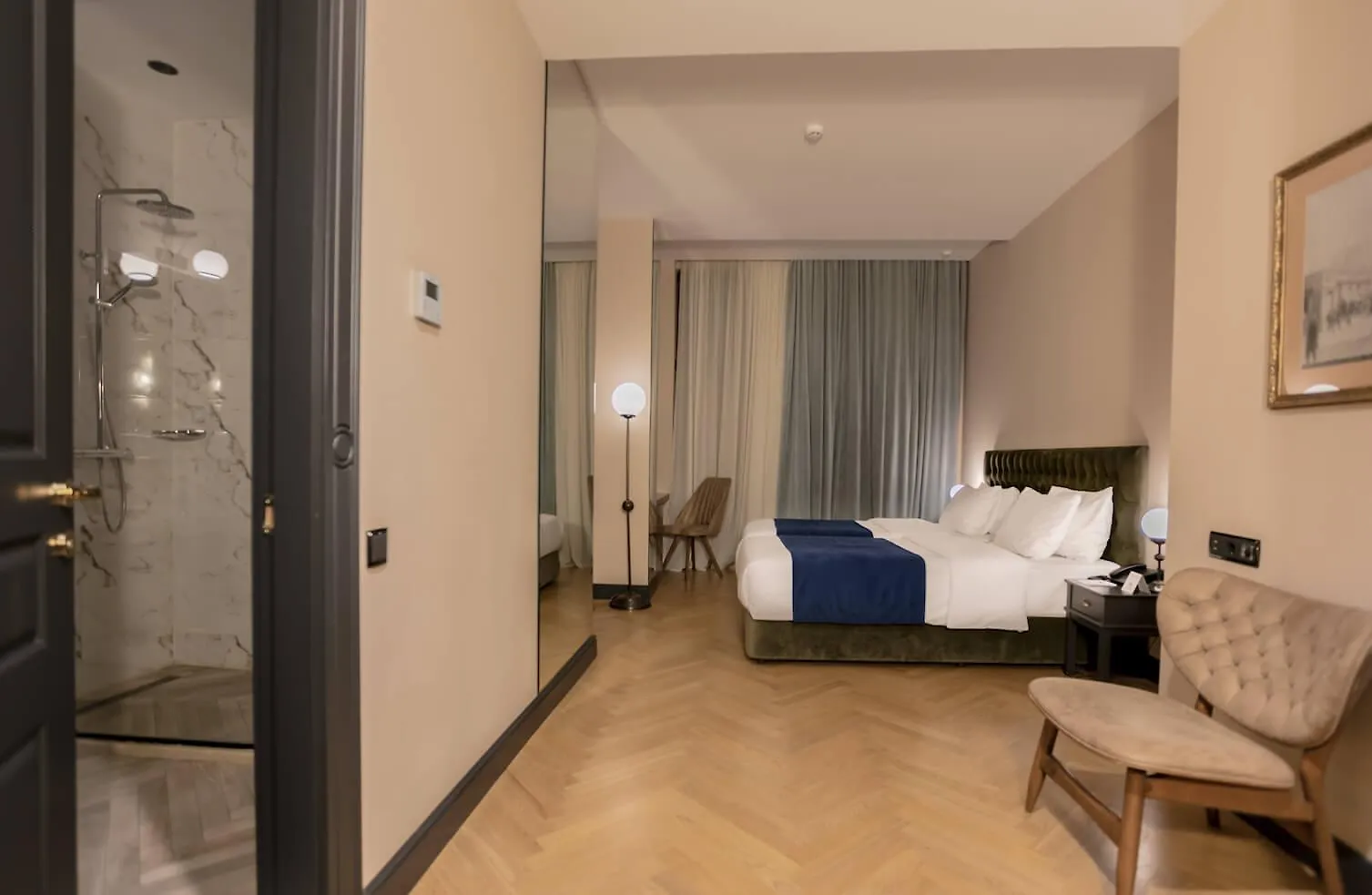 Museum Hotel Tbilisi 4*,  Georgien